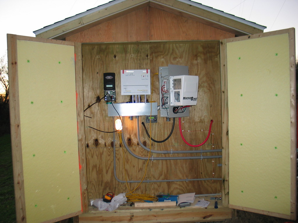 The Magnum inverter and Midnite e-panel are pumping out 120 volts!