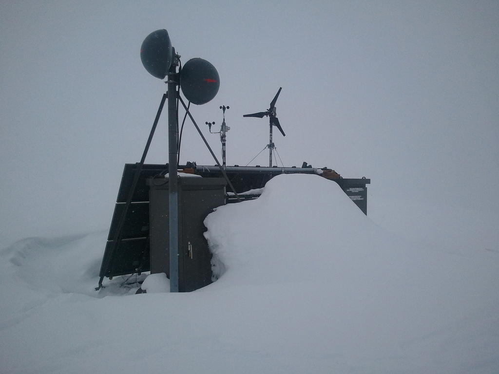Early prototype of a WT10 installed at off grid telecom relay site. This site has previously destroyed multiple Ampair 600 wind turbines. This APRS World turbine was installed in July 2012 and is still online and making power as of this picture, May 2013.