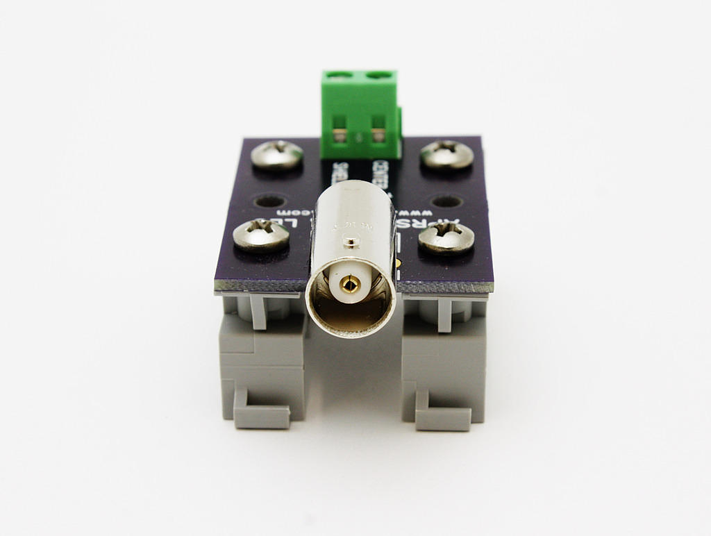 APRS6599: Power jack (2.1 mm x 5.5 mm) breakout board to screw terminals, with DIN rail clips