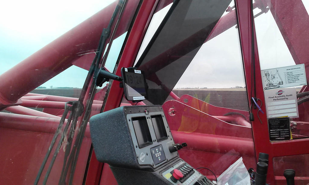 A dash mount attaches the touch screen tablet for in-cab display and cellular communications